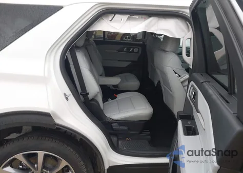 2025 Ford Explorer Platinum из США, поврежденный, VIN 1FMWK8HC8SGA70630